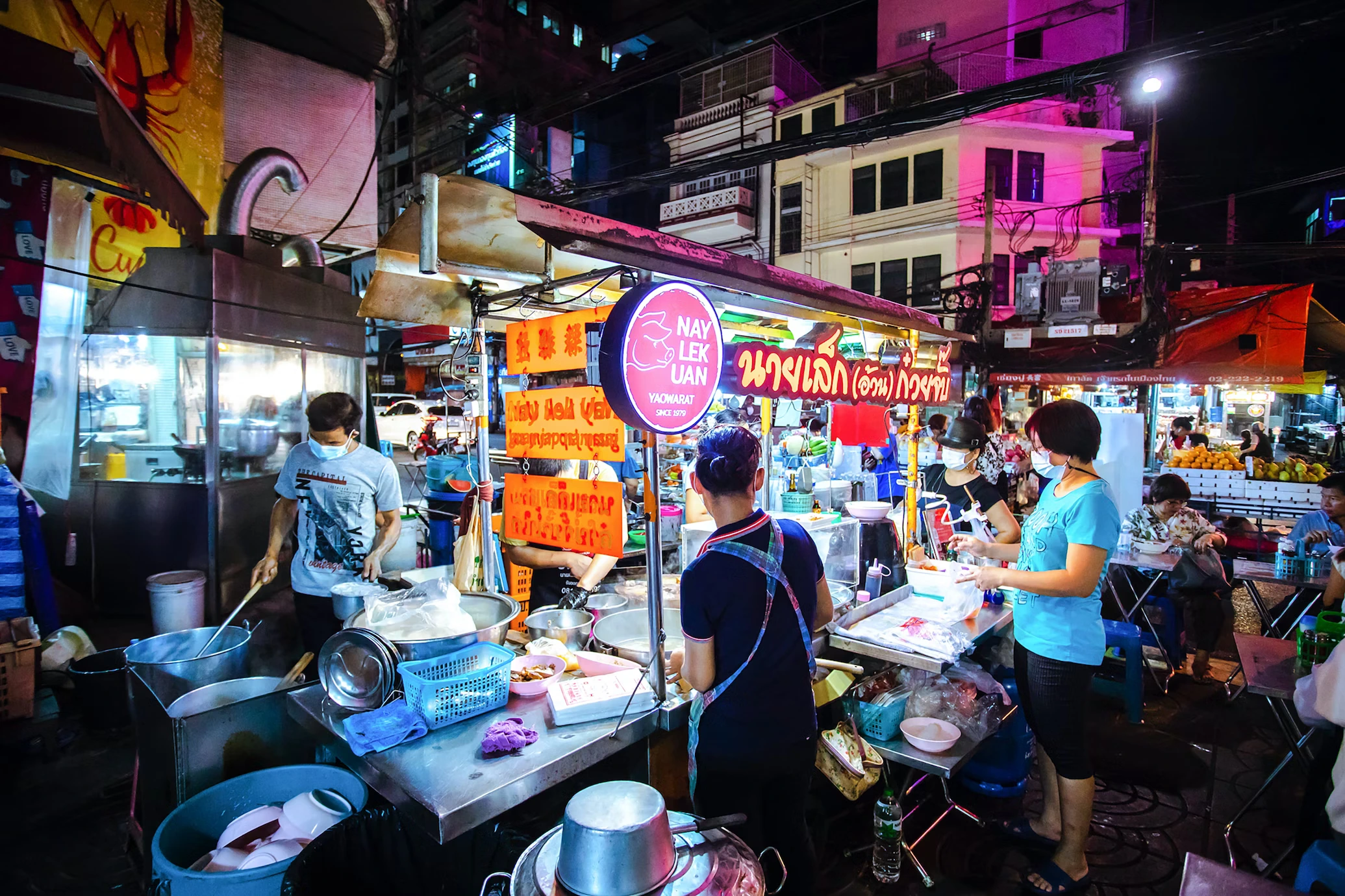 Smak på gatemat i Bangkok